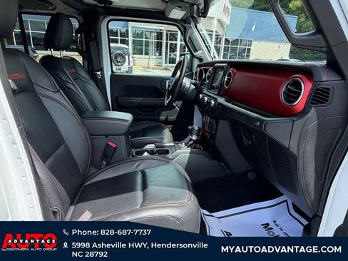 Used 2019 Jeep Wrangler Unlimited Rubicon w/ Dual Top Group AWD/4WD image 27
