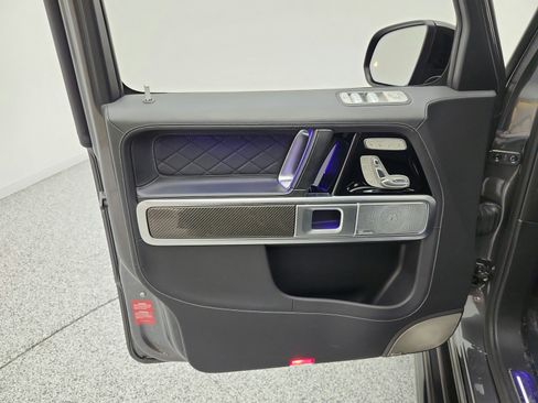 Certified 2022 Mercedes-Benz G 63 AMG 4MATIC image 15