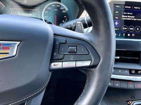Used 2025 Cadillac CT4 V RWD image 23