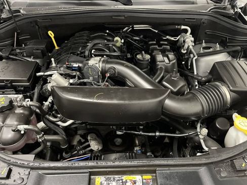 Used 2025 Dodge Durango GT w/ Blacktop Package image 38