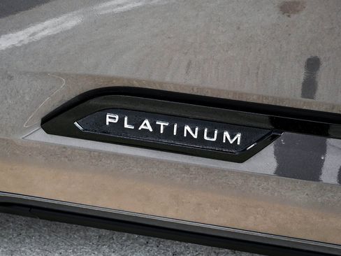 Used 2023 Toyota Sequoia Platinum image 54