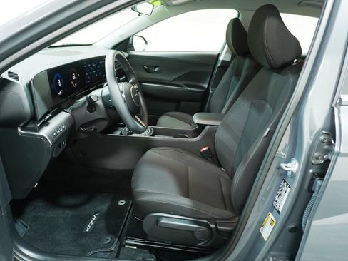 Used 2026 Hyundai Kona SE AWD/4WD image 11