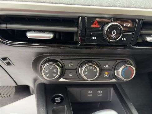 New 2026 Nissan Kicks S image 21