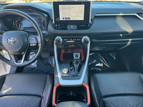 Used 2024 Toyota RAV4 Adventure image 26