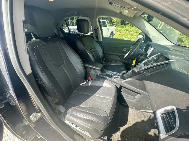 Used 2017 Chevrolet Equinox Premier w/ Enhanced Convenience Package AWD/4WD image 31