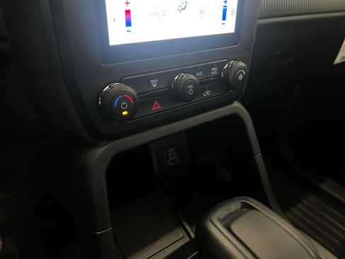 Used 2025 Ford Ranger XL AWD/4WD image 14