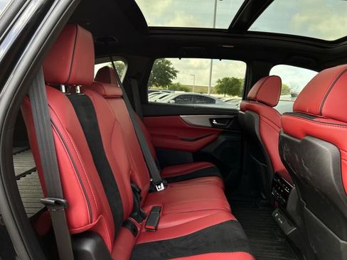 Used 2024 Acura MDX A-Spec image 32