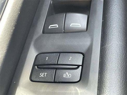 Used 2021 Chevrolet Tahoe Z71 w/ Z71 Off-Road Package image 27