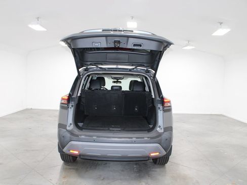Used 2021 Nissan Rogue SV w/ Premium Package FWD image 28