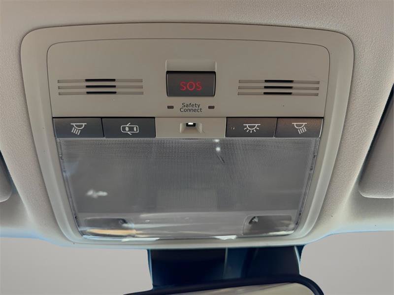 Used 2011 Lexus IS 350C w/ Luxury Pkg RWD image 50