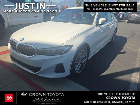 Used 2025 BMW 330i Sedan w/ Convenience Package image 1