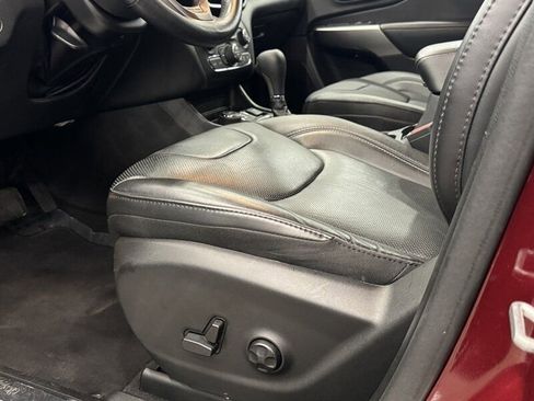 Used 2019 Jeep Cherokee High Altitude image 17