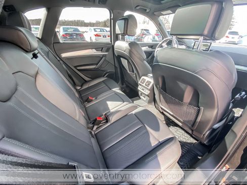 Used 2018 Audi SQ5 Prestige w/ Prestige Package image 49