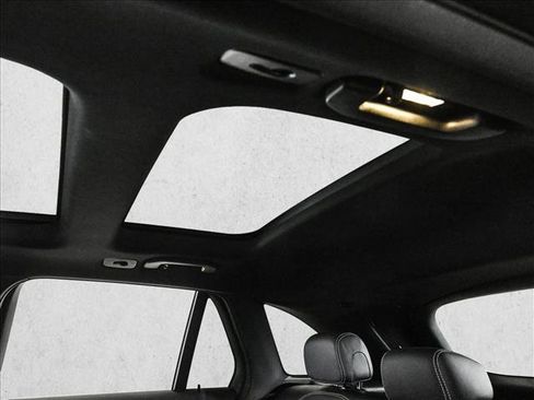 Used 2022 Mercedes-Benz GLC 300 GLC 300 image 21