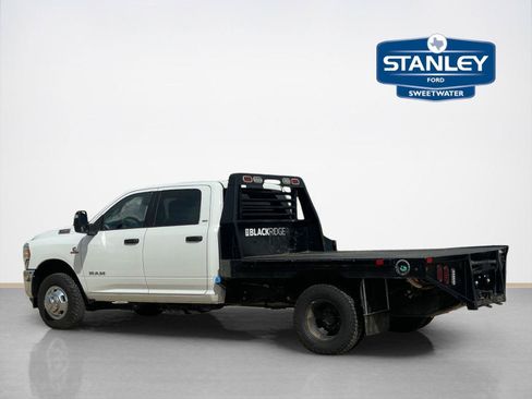 Used 2024 RAM 3500 SLT w/ Quick Order Package 2YG SLT AWD/4WD image 5