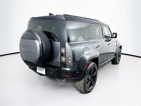 New 2026 Land Rover Defender 110 X-Dynamic SE AWD/4WD image 5