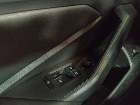 Used 2019 Volkswagen Jetta S w/ Driver Assistance Package image 27