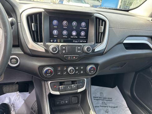 Used 2023 GMC Terrain SLE w/ Driver Convenience Package AWD/4WD image 12