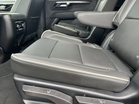 Used 2025 Chevrolet Tahoe Premier image 21