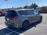 Used 2021 Chrysler Pacifica Touring-L w/ Uconnect Theater Family Group image 5