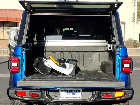 Used 2022 Jeep Gladiator Rubicon w/ LED Lighting Group image 10