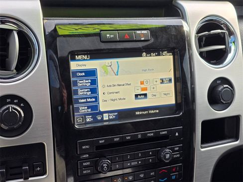 Used 2011 Ford F150 Platinum w/ Max Trailer Tow Pkg image 22