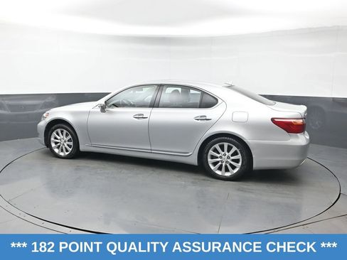 Used 2010 Lexus LS 460 AWD image 4