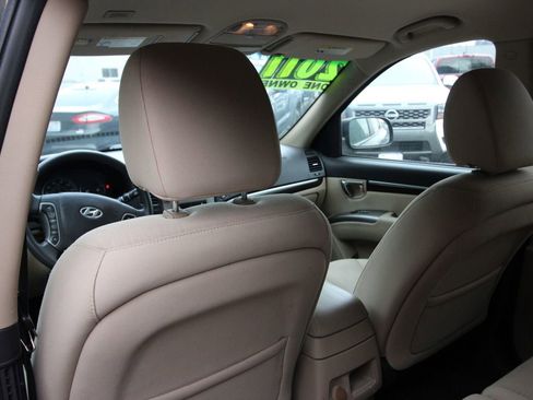 Used 2011 Hyundai Santa Fe GLS image 27