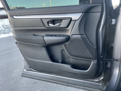 Used 2018 Honda CR-V LX image 15