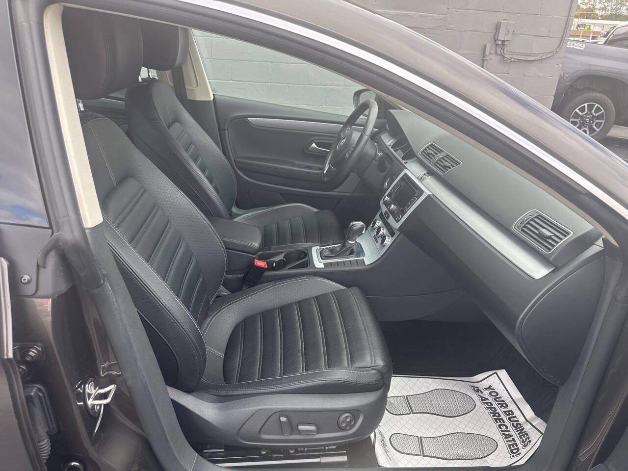Used 2015 Volkswagen CC Sport FWD image 22