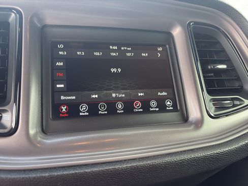 Used 2023 Dodge Challenger SXT RWD image 18