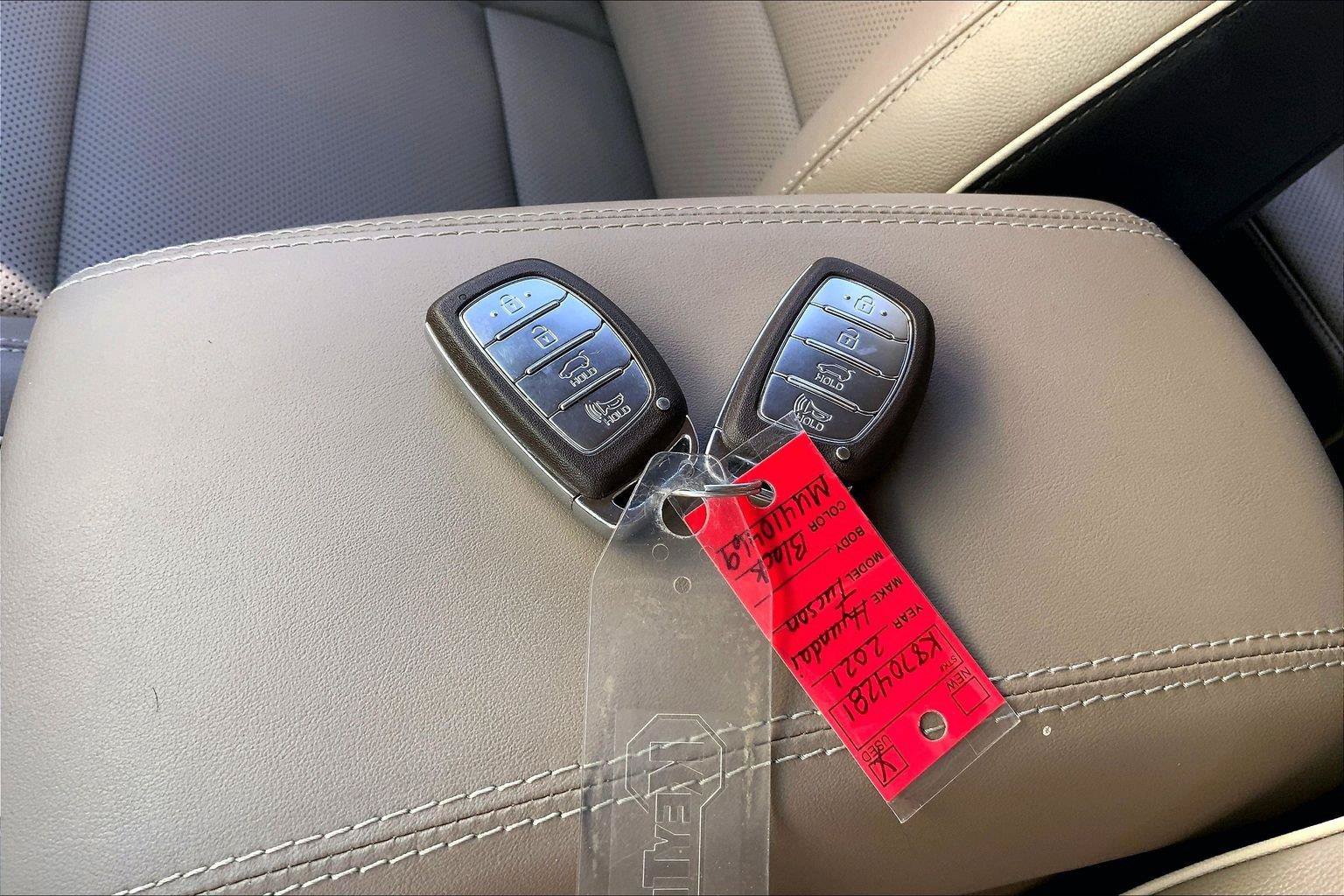 Used 2021 Hyundai Tucson Limited FWD image 11