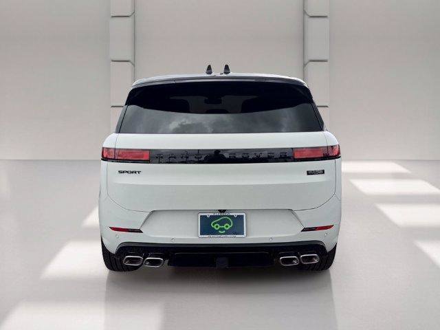 Used 2025 Land Rover Range Rover Sport Autobiography AWD/4WD image 4