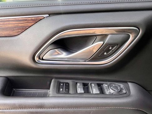 Used 2022 Chevrolet Tahoe High Country w/ Premium Package 2 image 29