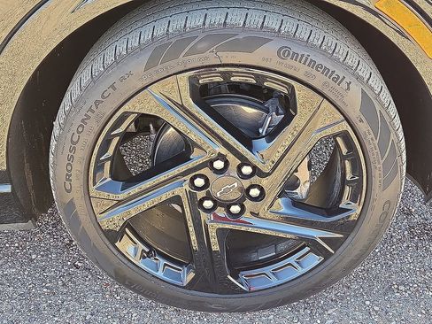 Used 2024 Chevrolet Equinox EV RS image 10