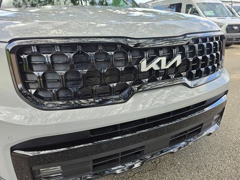 Used 2024 Kia Telluride SX Prestige X-Pro AWD/4WD image 13