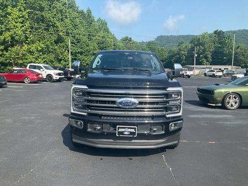 Used 2024 Ford F250 Limited w/ FX4 Off-Road Package AWD/4WD image 2