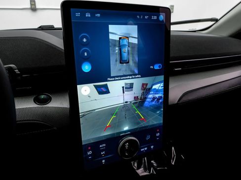 Used 2023 Ford Mustang Mach-E Select image 29