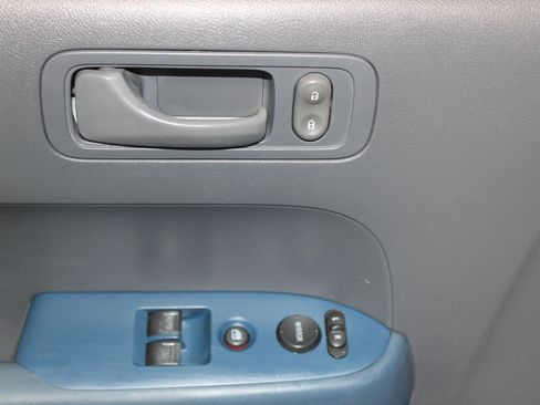 Used 2004 Honda Element EX image 8