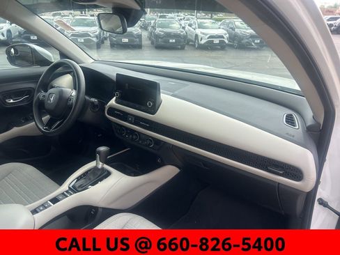 Used 2024 Honda HR-V LX image 7