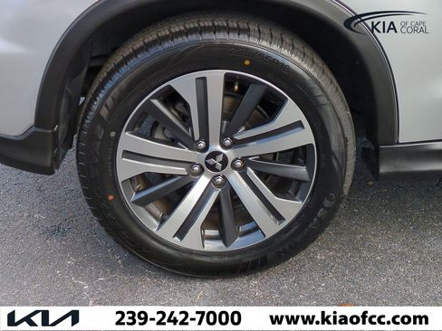 Used 2020 Mitsubishi Outlander Sport SE image 11