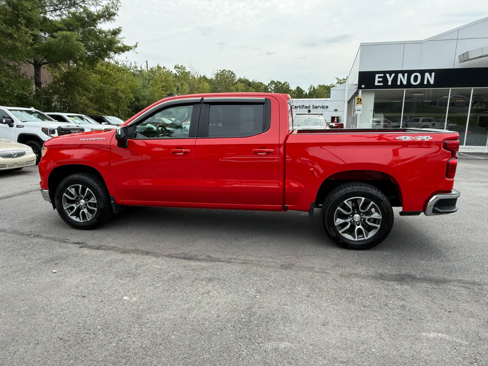 Certified 2024 Chevrolet Silverado 1500 LT AWD/4WD image 2