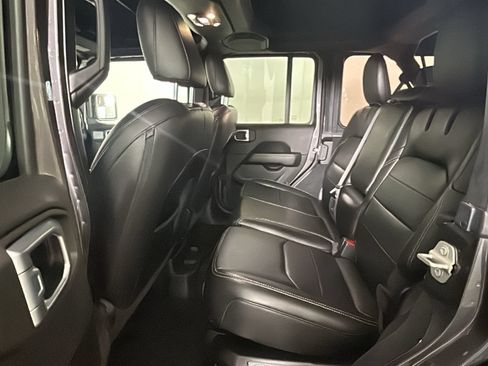 Used 2023 Jeep Wrangler Unlimited Sahara AWD/4WD image 30