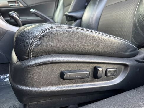 Used 2016 Honda Accord Sport image 14