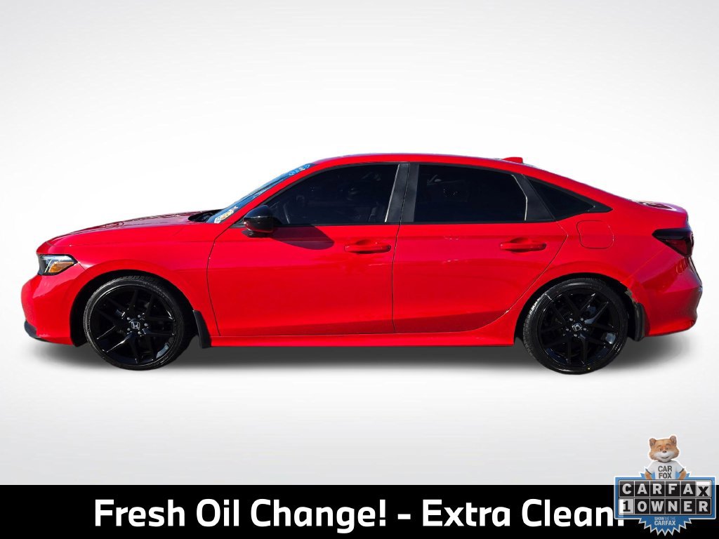 Used 2025 Honda Civic Sport image 4