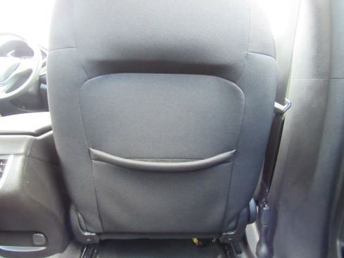 Used 2025 Chevrolet Malibu LT image 25