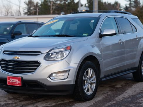 Used 2016 Chevrolet Equinox LT w/ Convenience Package image 2