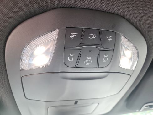 New 2026 Chrysler Pacifica Select image 6