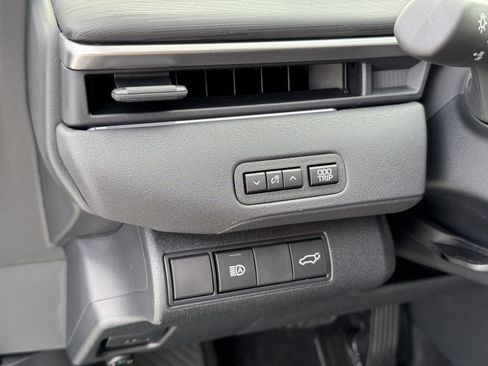 New 2026 Toyota C-HR AWD/4WD image 17