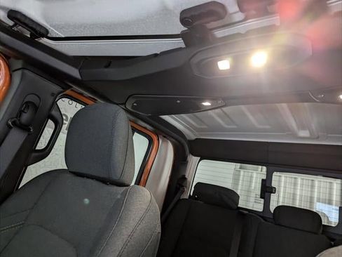 New 2025 Jeep Gladiator Sport image 43